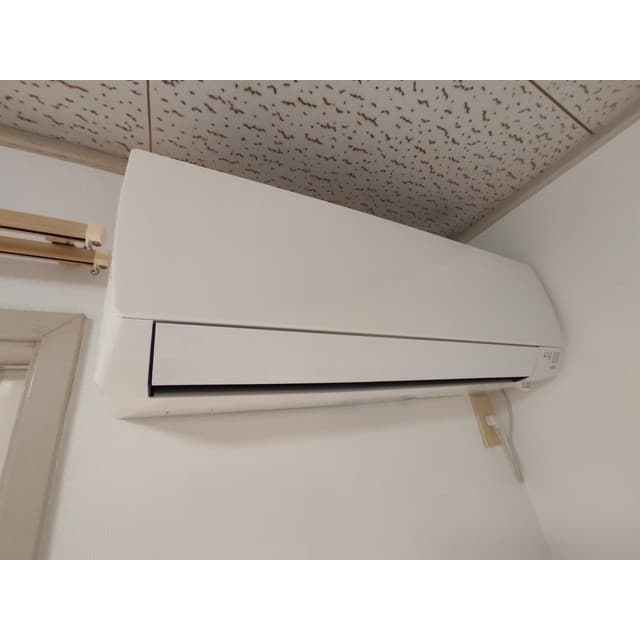 Room image 12
