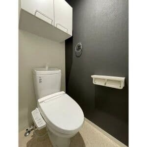 Room image 16