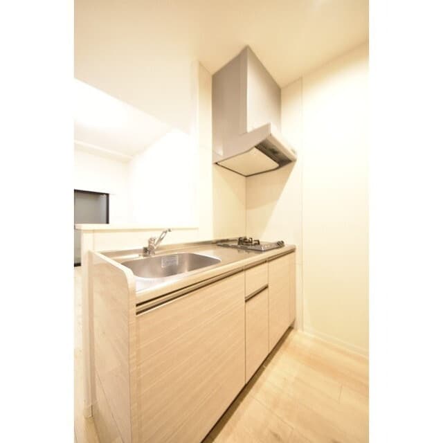 Room image 9