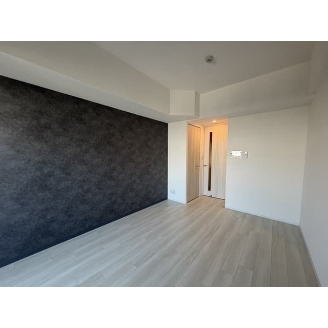Room image 14