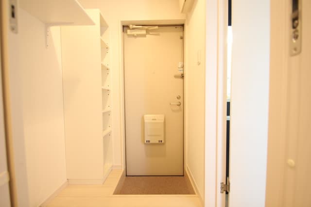 Room image 9