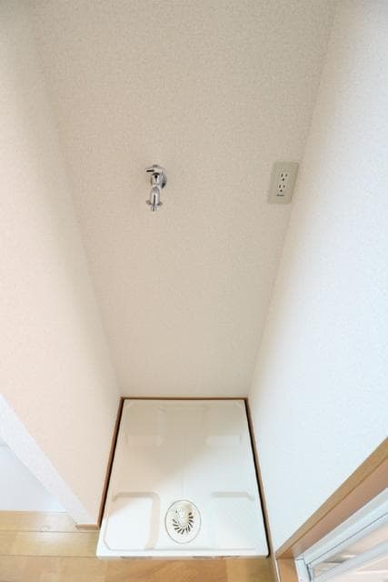 Room image 15