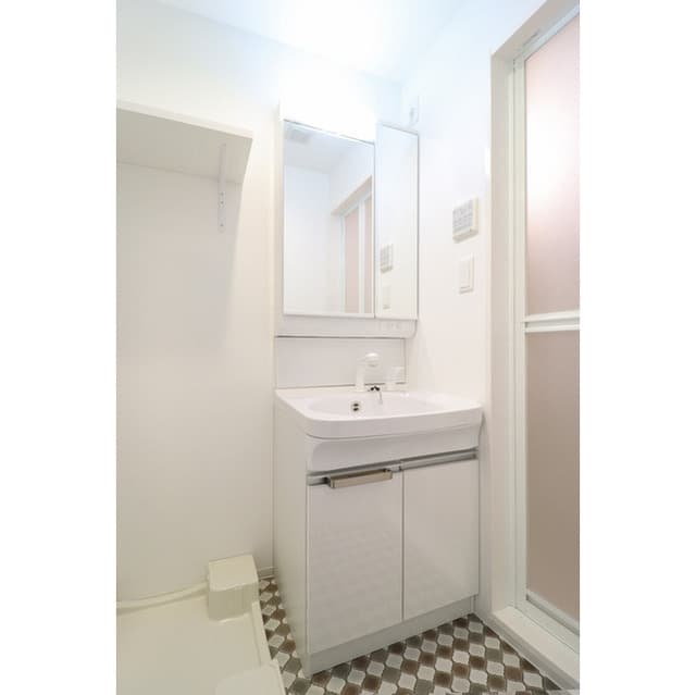 Room image 9
