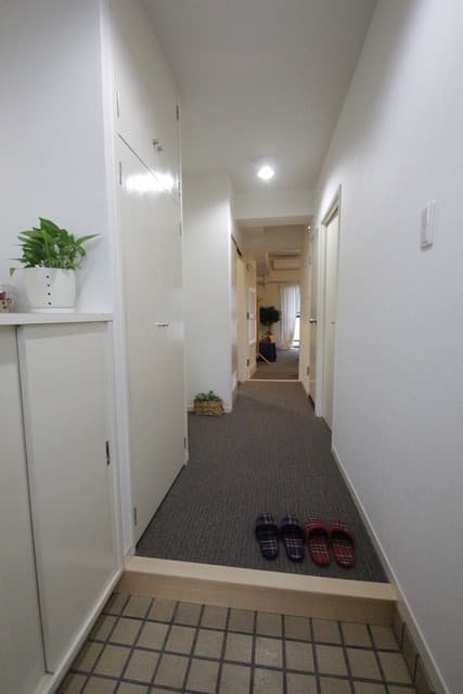 Room image 11