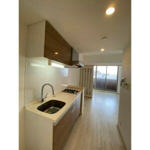Room image 8