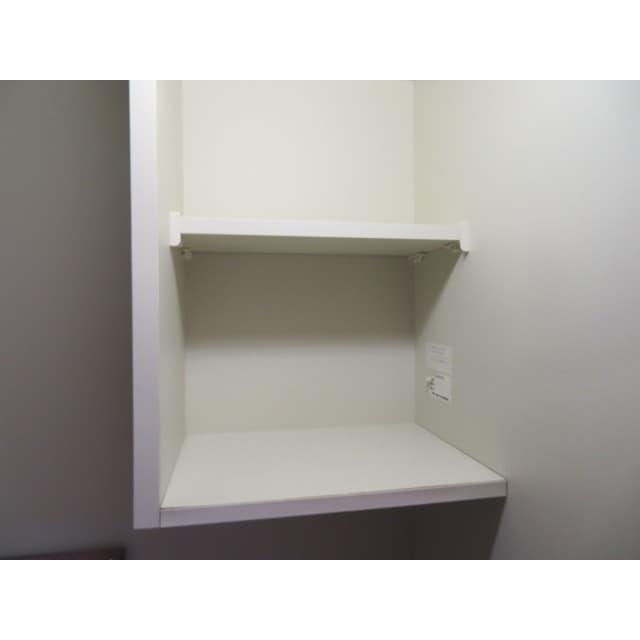 Room image 15