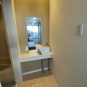 Room image 16