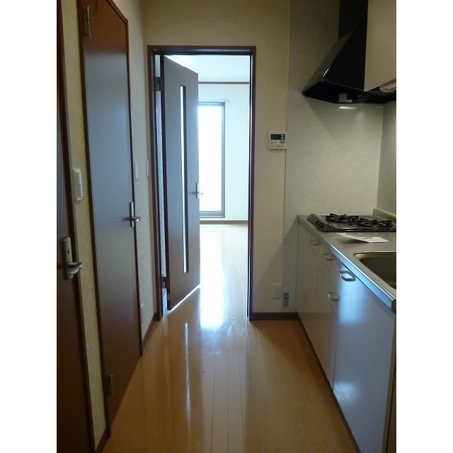 Room image 13