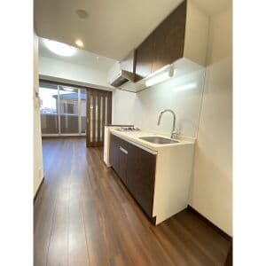 Room image 11