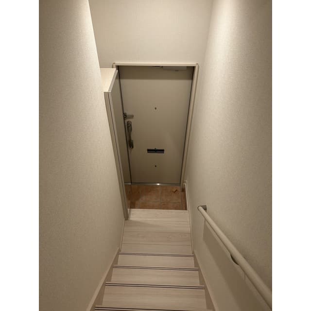 Room image 15