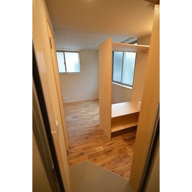 Room image 14