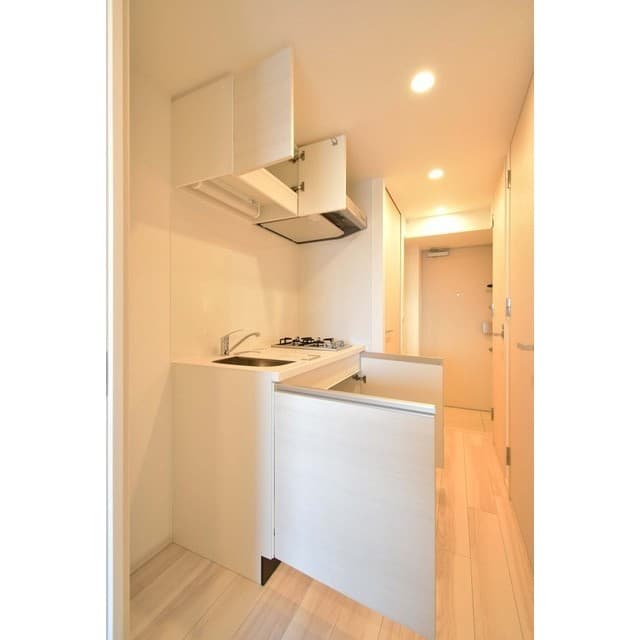 Room image 8