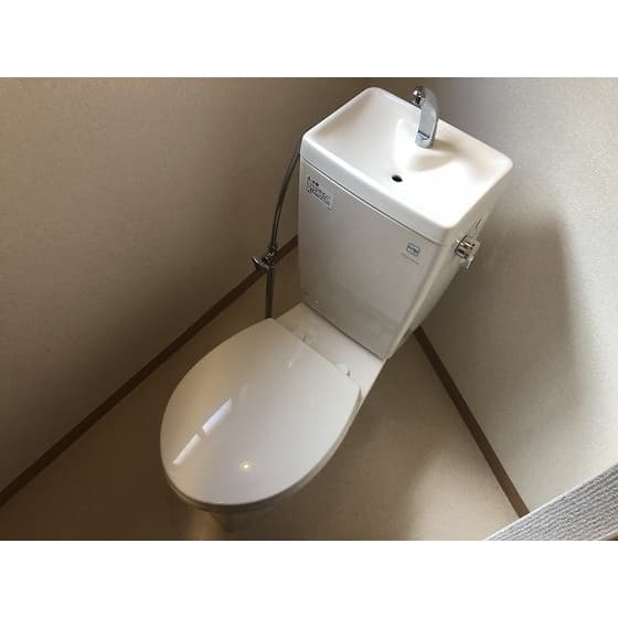 Room image 13