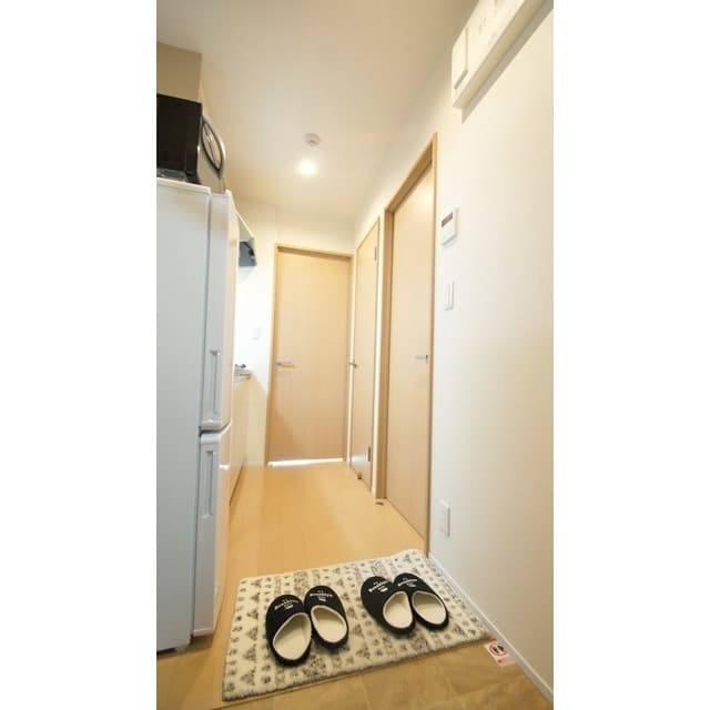 Room image 12