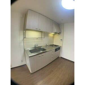 Room image 16
