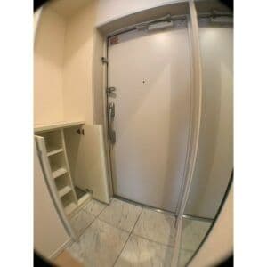 Room image 13