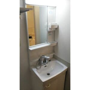 Room image 13