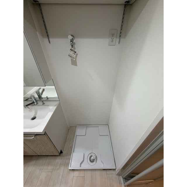 Room image 13
