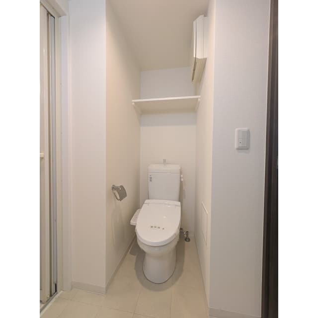 Room image 13