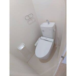 Room image 11