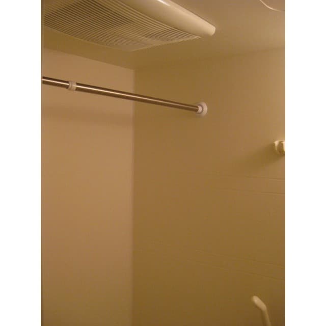 Room image 15