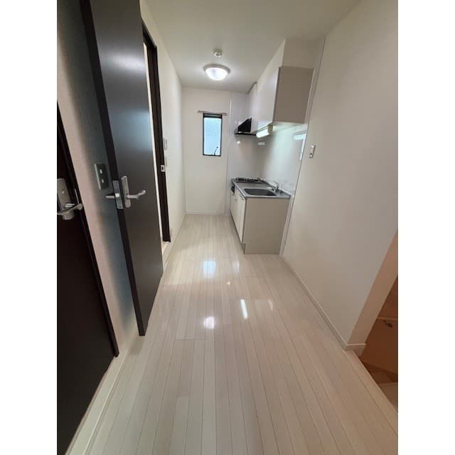 Room image 14