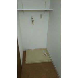 Room image 13