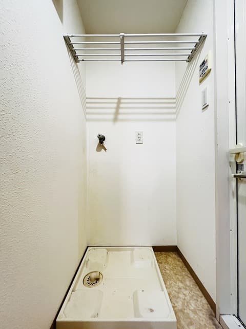 Room image 14