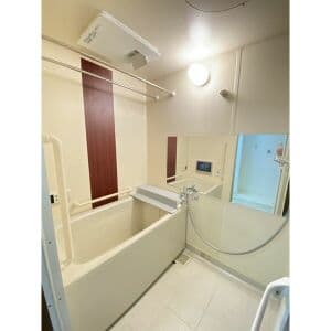 Room image 9