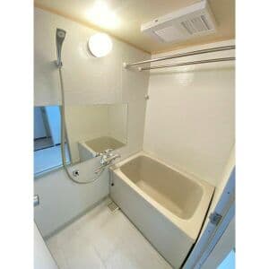 Room image 14