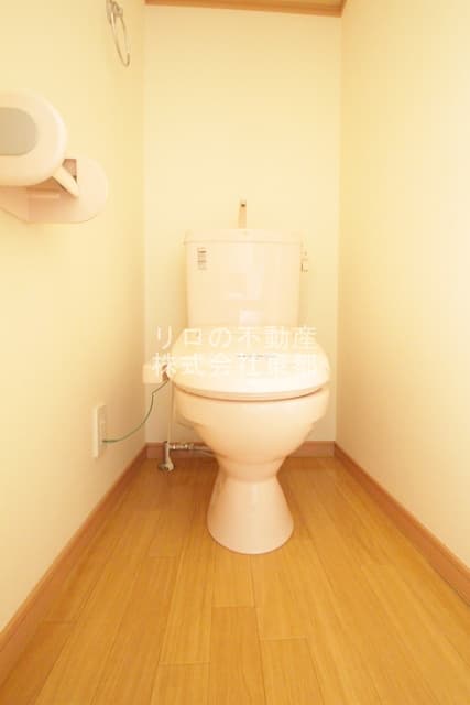 Room image 9