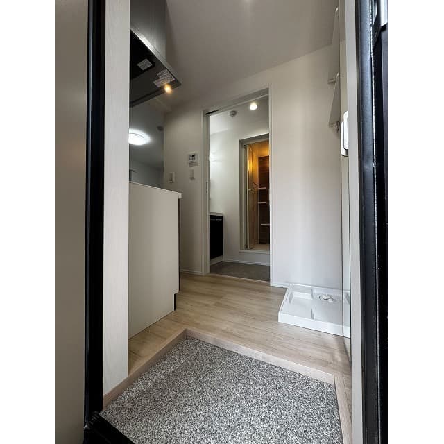 Room image 13