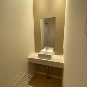 Room image 12