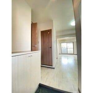 Room image 12