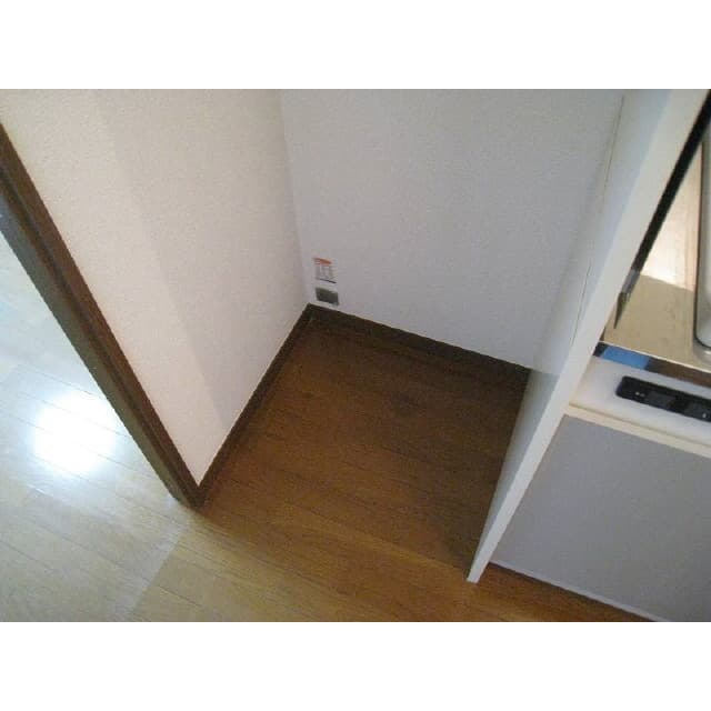 Room image 13