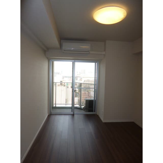Room image 14