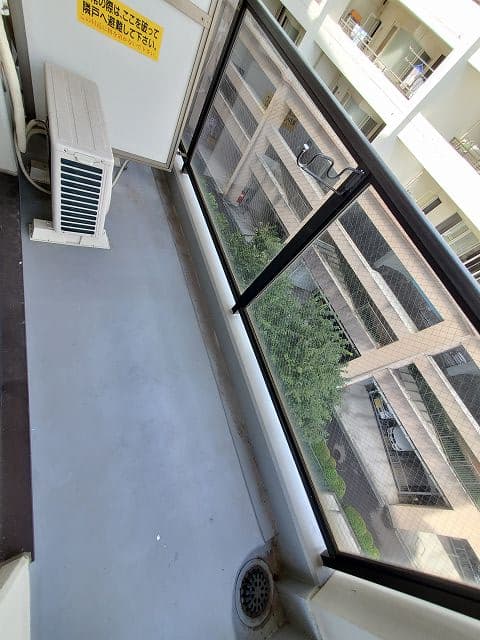 Room image 11