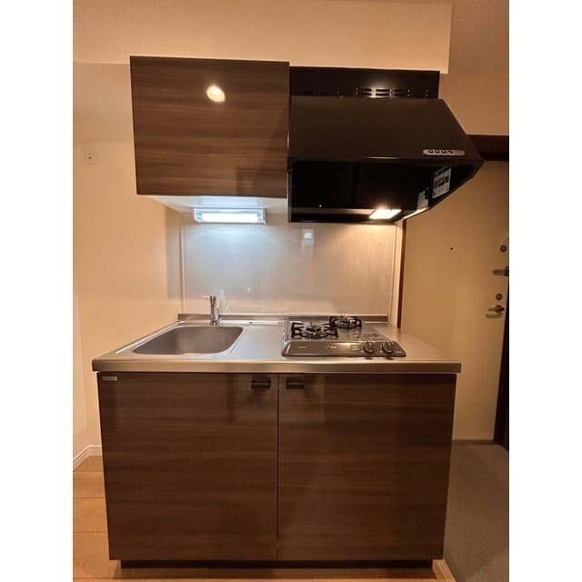 Room image 15