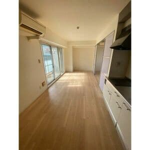 Room image 14