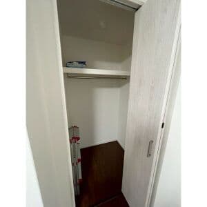 Room image 15
