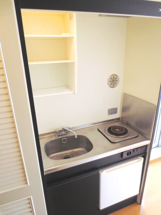 Room image 9