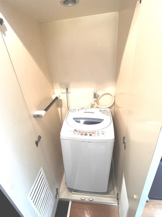 Room image 12