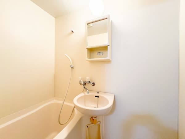 Room image 14