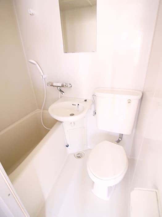 Room image 10