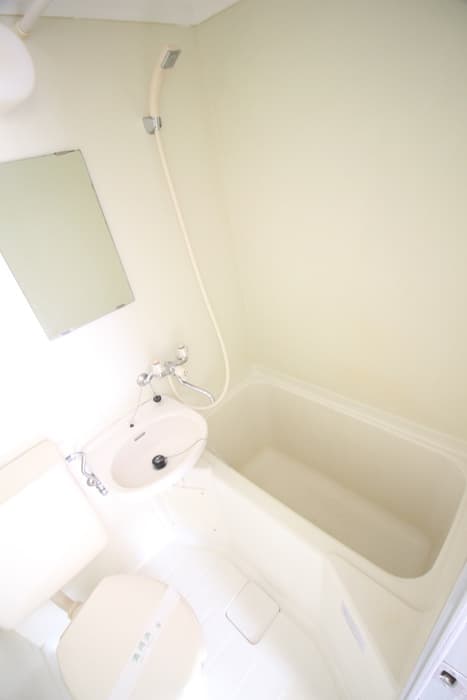 Room image 11