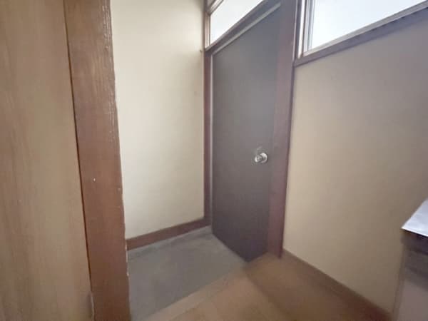 Room image 14