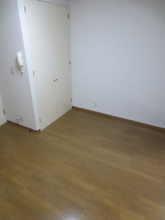 Room image 14