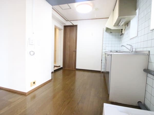 Room image 10