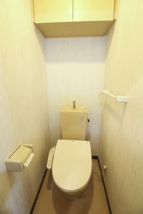 Room image 9