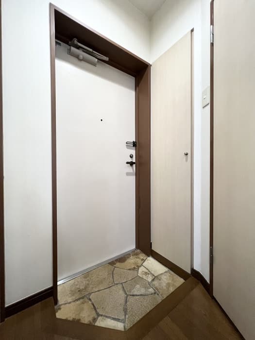 Room image 13